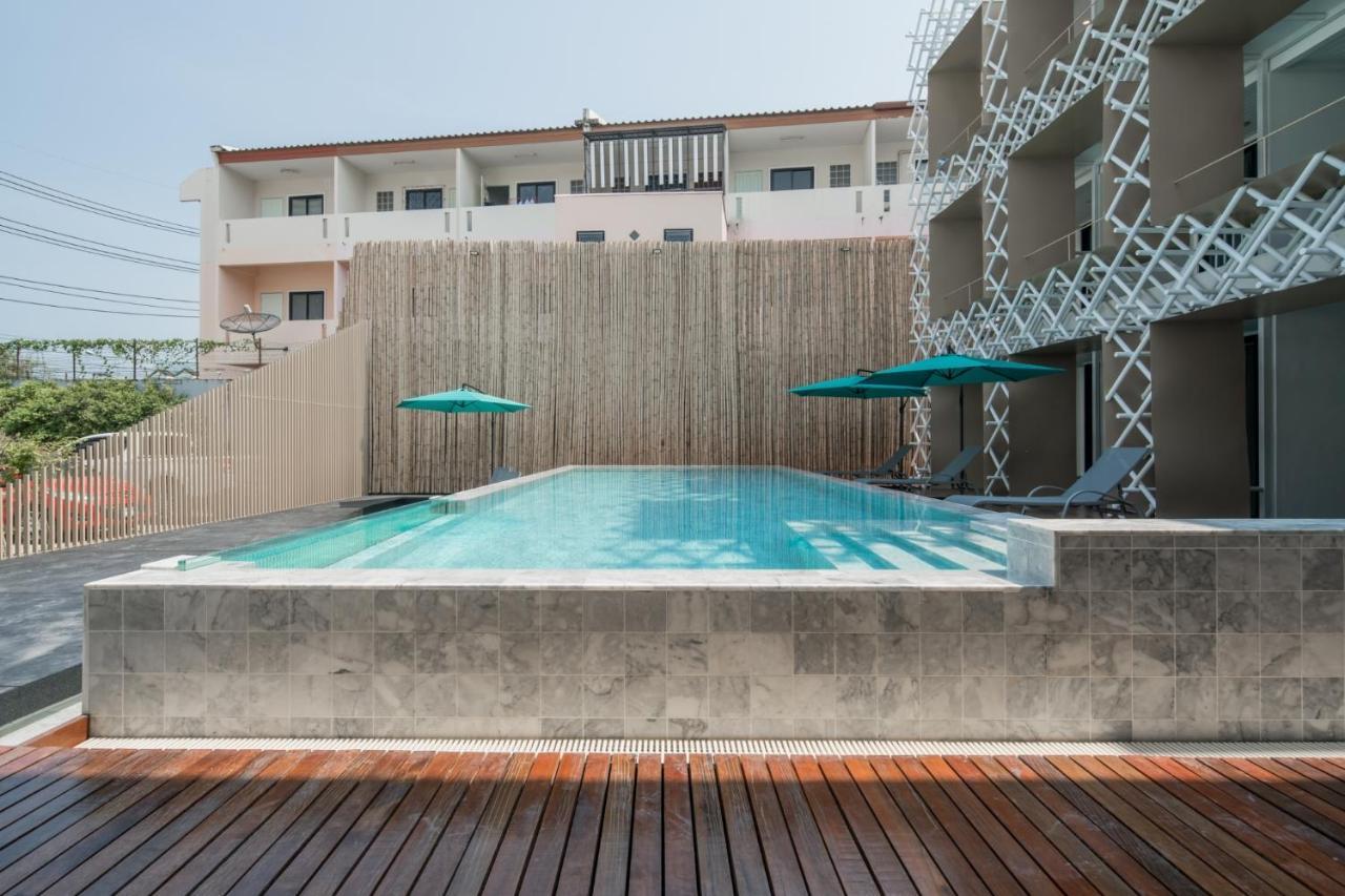 Yanud Residence Phuket Exterior photo